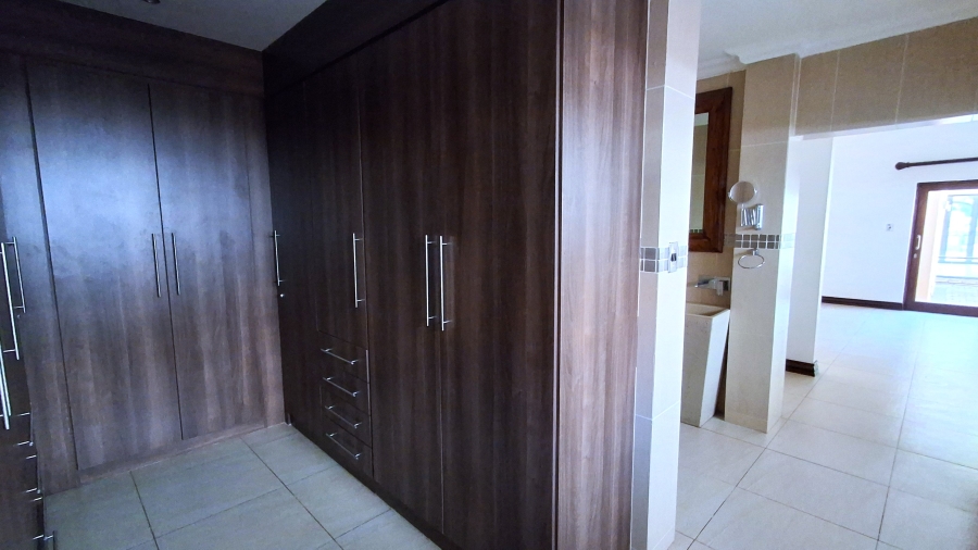 5 Bedroom Property for Sale in Pecanwood Estate North West